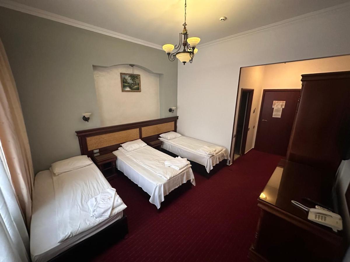 Hotel Bliss Bukarest Kültér fotó